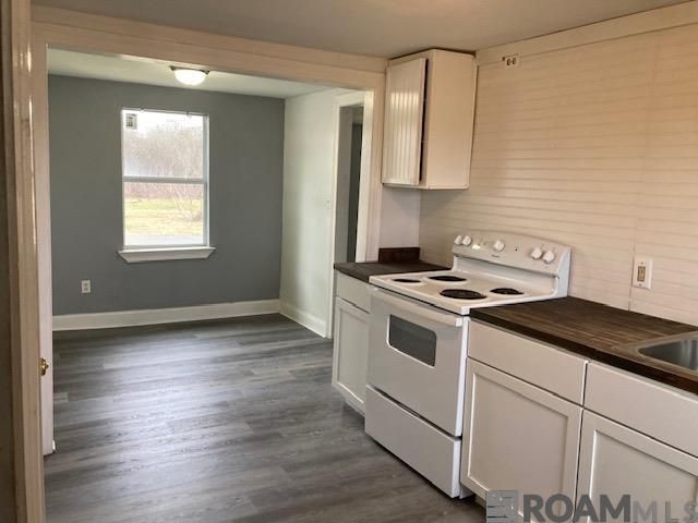 255 W 8th St, Vacherie, LA 70090