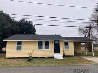 255 W 8th St, Vacherie, LA 70090