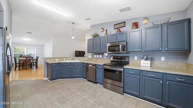 2478 CREEKFRONT Drive, Green Cove Springs, FL 32043