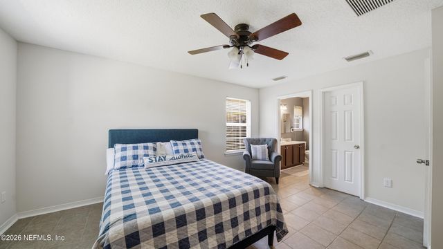 2478 CREEKFRONT Drive, Green Cove Springs, FL 32043