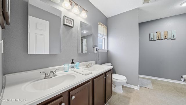 2478 CREEKFRONT Drive, Green Cove Springs, FL 32043