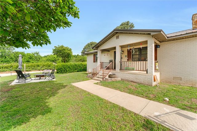 12170 Leonard Road, Gravette, AR 72736