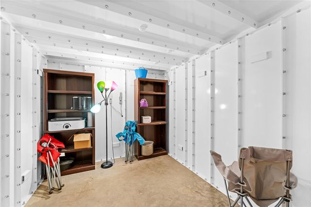 12170 Leonard Road, Gravette, AR 72736