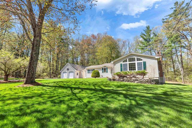78 Meadowcrest Drive, Bedford, NH 03110