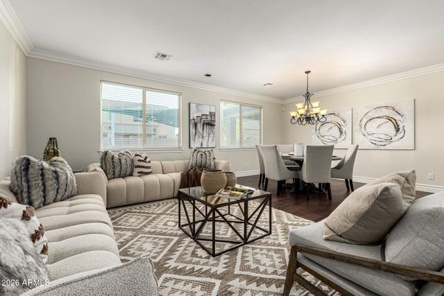 2491 E PENEDES Drive, Gilbert, AZ 85298