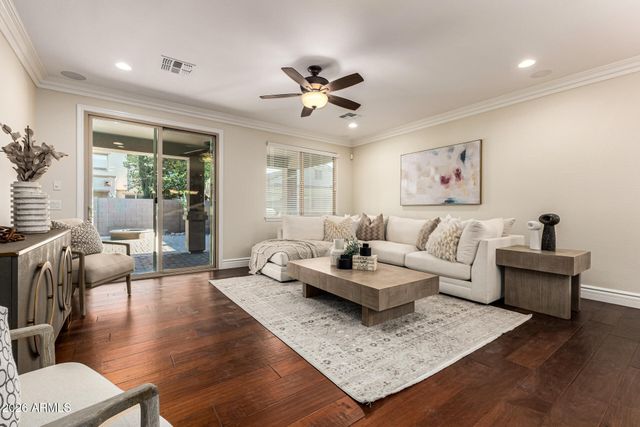 2491 E PENEDES Drive, Gilbert, AZ 85298