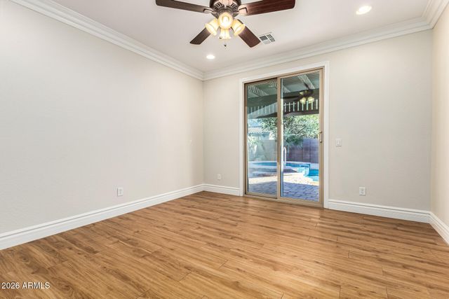 2491 E PENEDES Drive, Gilbert, AZ 85298