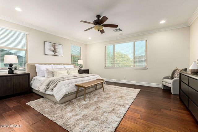 2491 E PENEDES Drive, Gilbert, AZ 85298