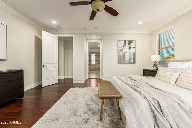 2491 E PENEDES Drive, Gilbert, AZ 85298