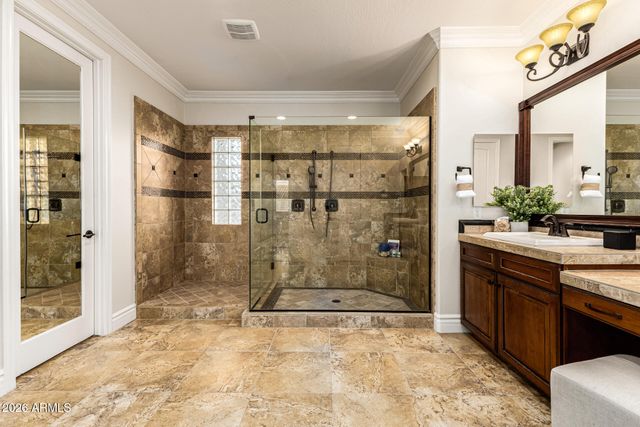 2491 E PENEDES Drive, Gilbert, AZ 85298