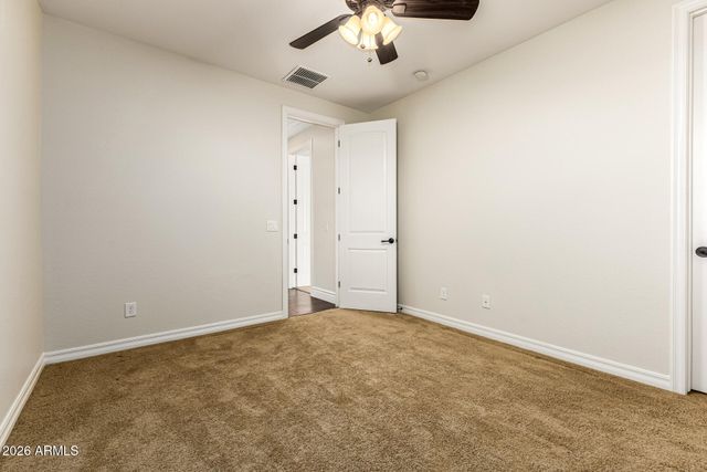 2491 E PENEDES Drive, Gilbert, AZ 85298