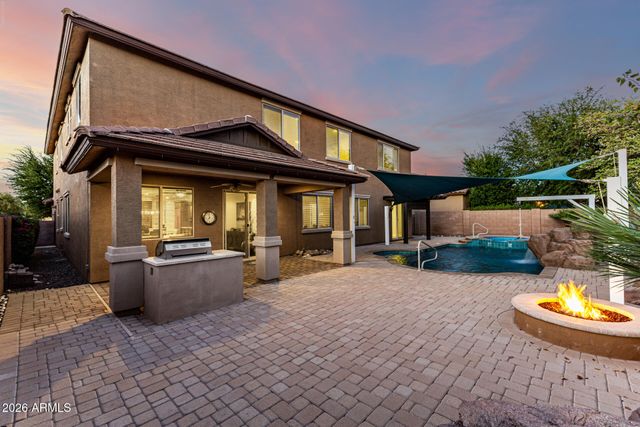 2491 E PENEDES Drive, Gilbert, AZ 85298