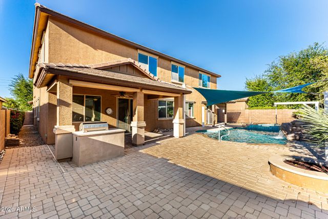 2491 E PENEDES Drive, Gilbert, AZ 85298