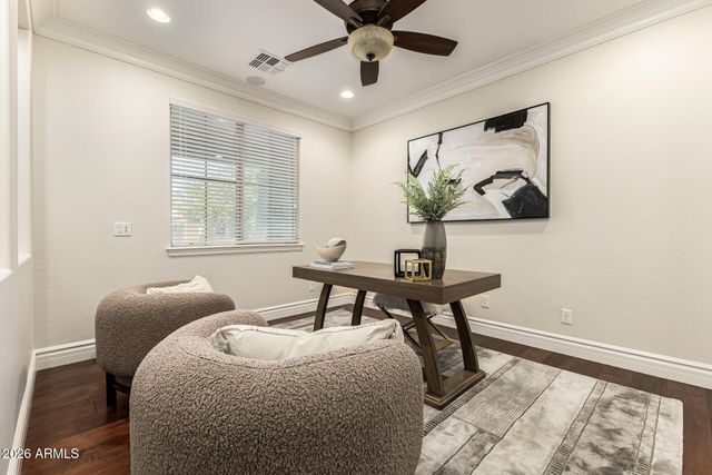 2491 E PENEDES Drive, Gilbert, AZ 85298