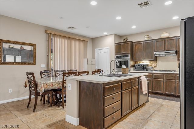 3069 Regal Cove Street, Las Vegas, NV 89117