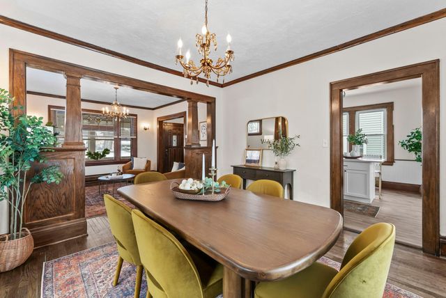 137 9th Avenue S, South Saint Paul, MN 55075