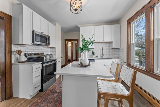 137 9th Avenue S, South Saint Paul, MN 55075