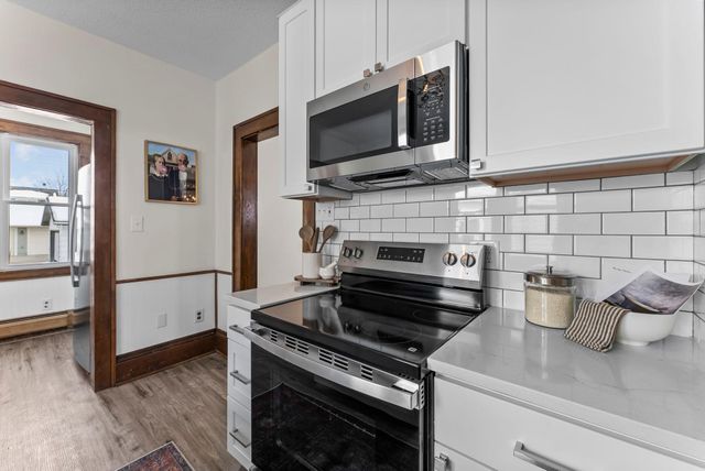 137 9th Avenue S, South Saint Paul, MN 55075