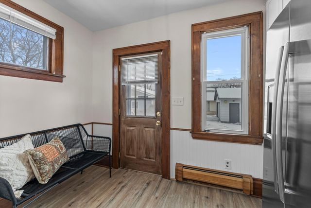 137 9th Avenue S, South Saint Paul, MN 55075