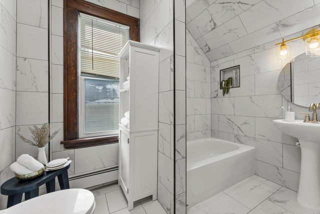 137 9th Avenue S, South Saint Paul, MN 55075