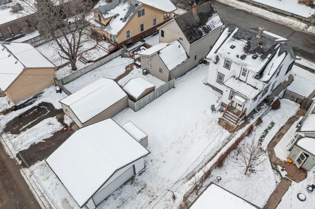 137 9th Avenue S, South Saint Paul, MN 55075