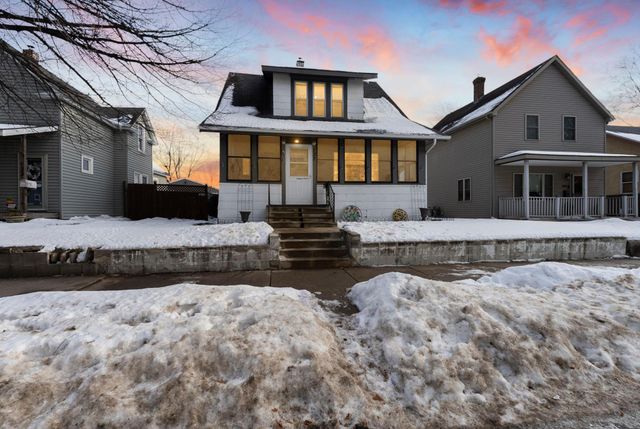 137 9th Avenue S, South Saint Paul, MN 55075