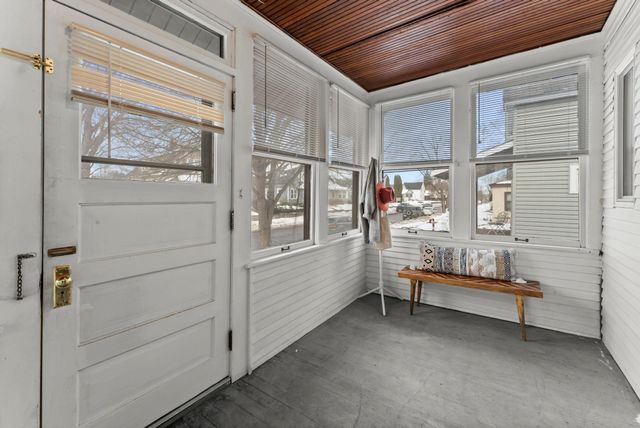 137 9th Avenue S, South Saint Paul, MN 55075