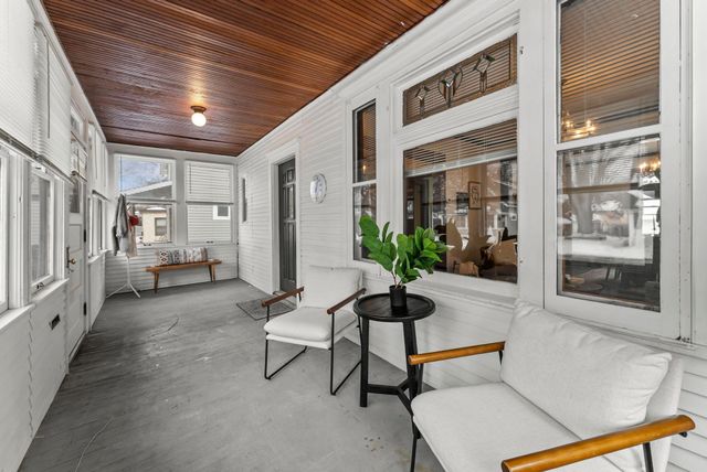 137 9th Avenue S, South Saint Paul, MN 55075