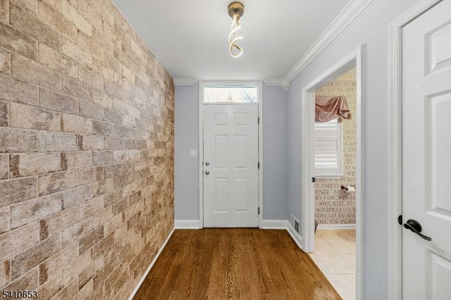 21 Dorchester Dr, Bernards Twp., NJ 07920