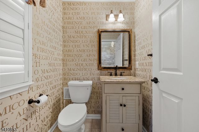 21 Dorchester Dr, Bernards Twp., NJ 07920