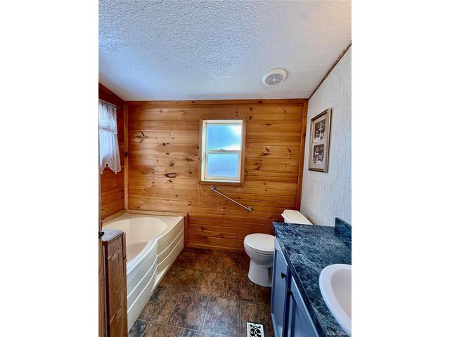 312 W Ryus Ave, La Veta, CO 81055