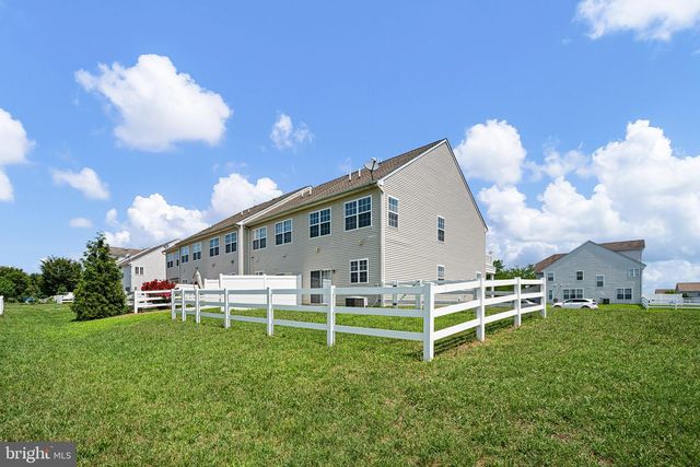 17 WELDON DR, Smyrna, DE 19977