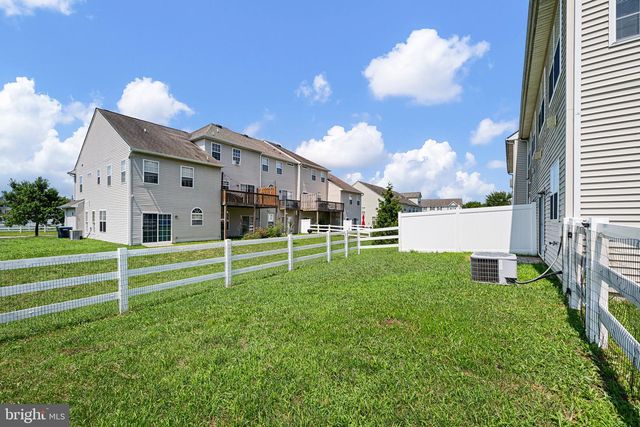 17 WELDON DR, Smyrna, DE 19977