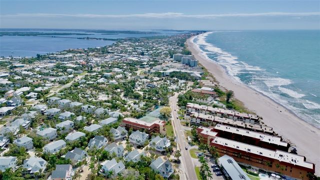 5803 IMPERIORE AVENUE, Holmes Beach, FL 34217