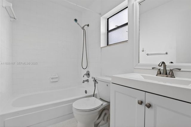 9703 N New River Canal Rd 103, Plantation, FL 33324