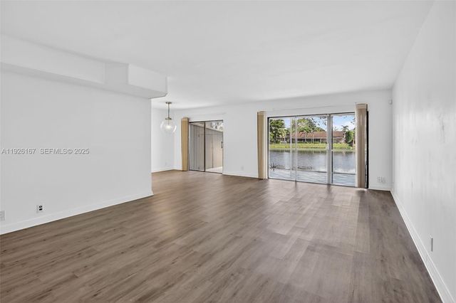 9703 N New River Canal Rd 103, Plantation, FL 33324