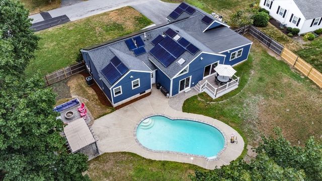19 Edgell Dr, Framingham, MA 01701