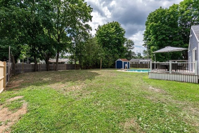 19 Edgell Dr, Framingham, MA 01701