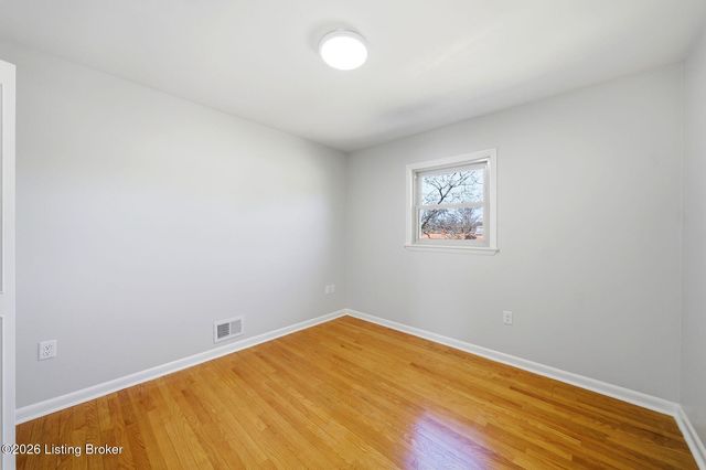 6914 Shareith Dr, Louisville, KY 40228