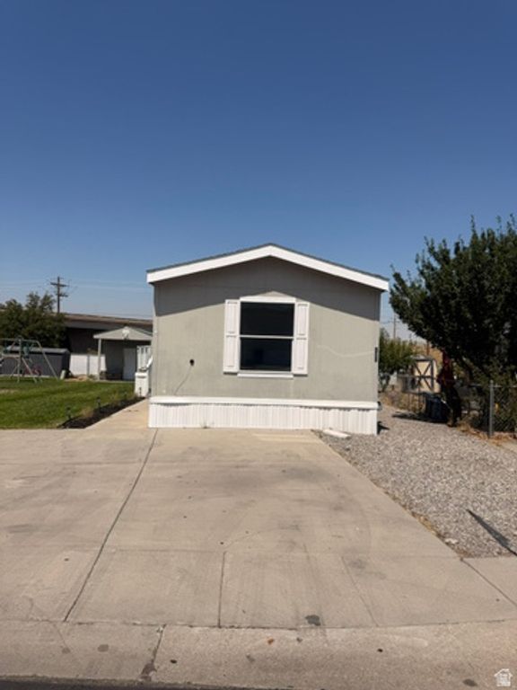 125 GREEN PINES AVE #D024, Tooele, UT 84074 — photo 2