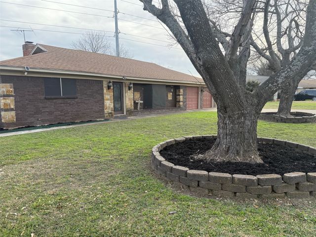 3240 Valley Forge Trail, Forest Hill, TX 76140