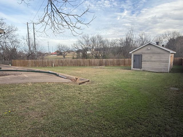 3240 Valley Forge Trail, Forest Hill, TX 76140