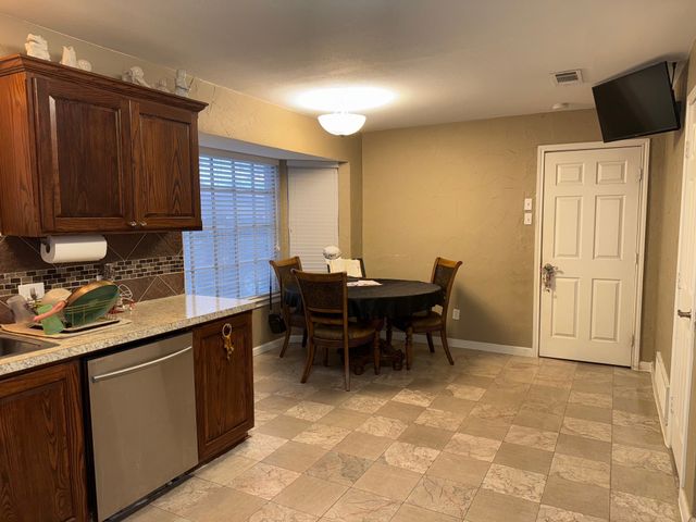 3240 Valley Forge Trail, Forest Hill, TX 76140