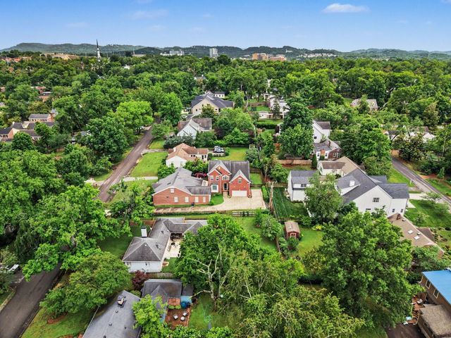 2913B 22nd Ave, S, Nashville, TN 37215
