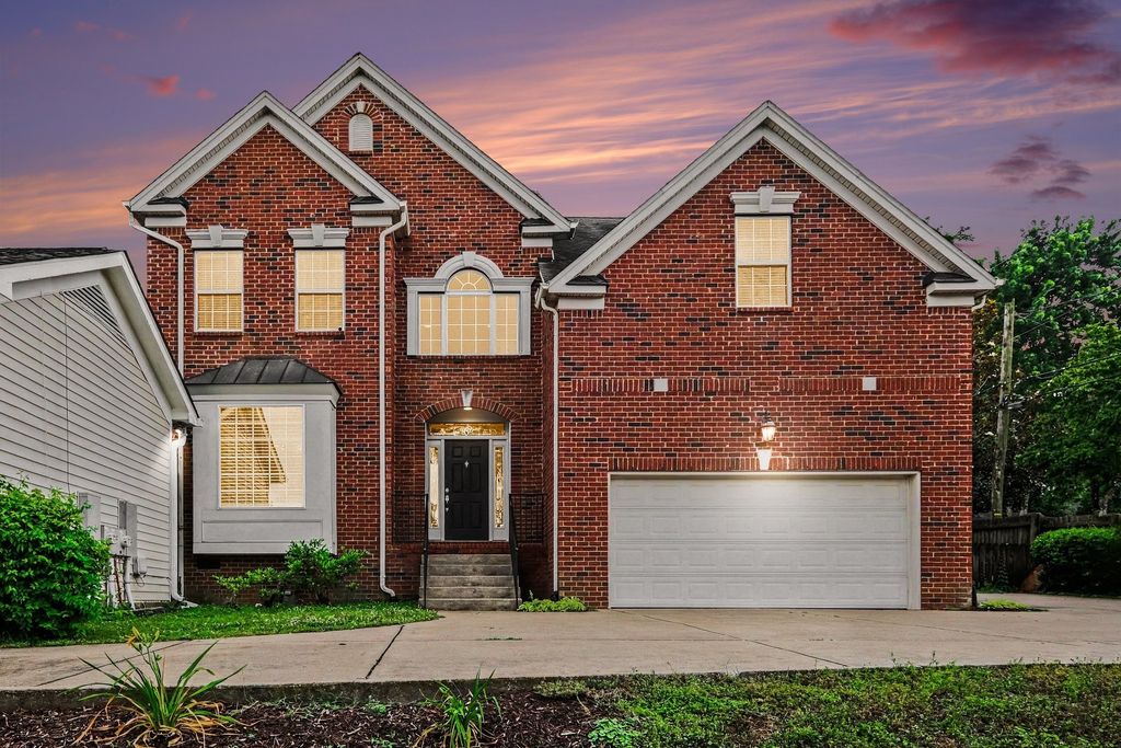 2913B 22nd Ave, S, Nashville, TN 37215