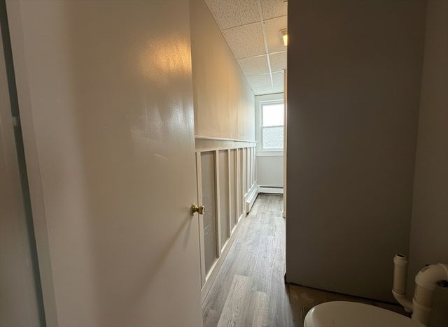 117 University Ave 3, Lowell, MA 01854