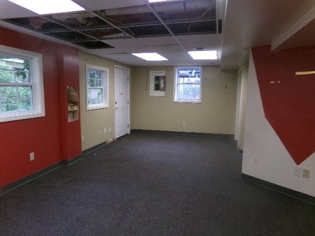 718 Acorn Dr, Clarksville, TN 37043