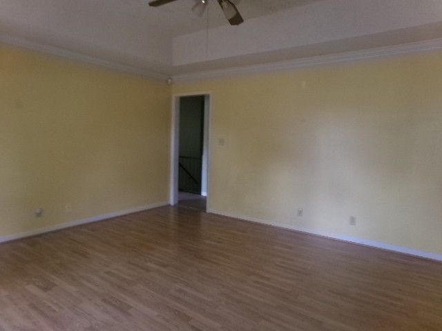 718 Acorn Dr, Clarksville, TN 37043