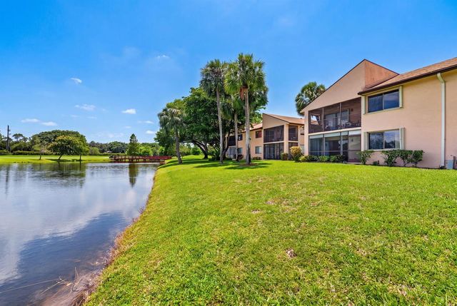 2240 SW 92nd Terrace 2402, Davie, FL 33324