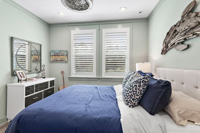 16 Riker Avenue, Santa Rosa Beach, FL 32459